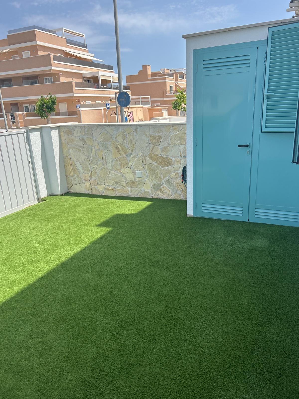 Bungalow for Sale in Pilar de La Horadada, Alicante