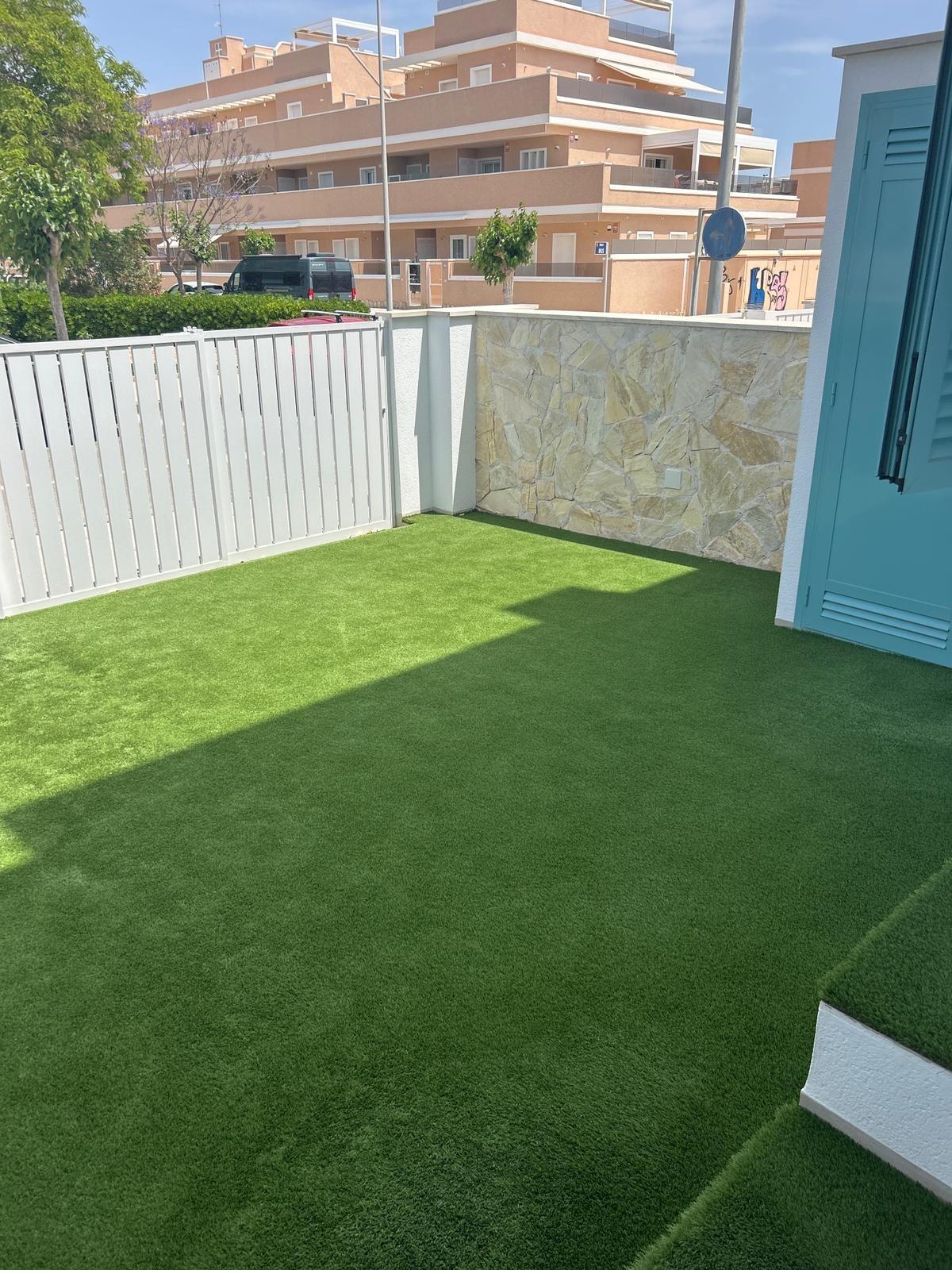 Bungalow for Sale in Pilar de La Horadada, Alicante