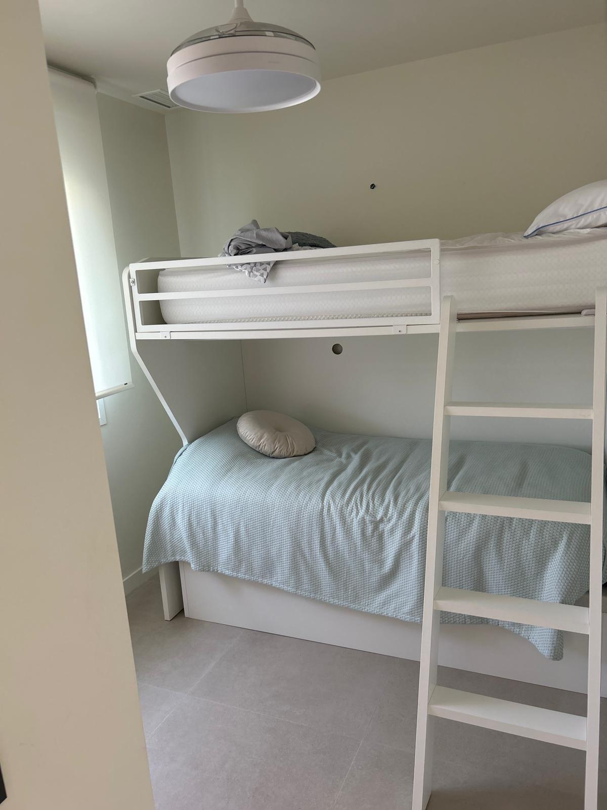 Bungalow for Sale in Pilar de La Horadada, Alicante