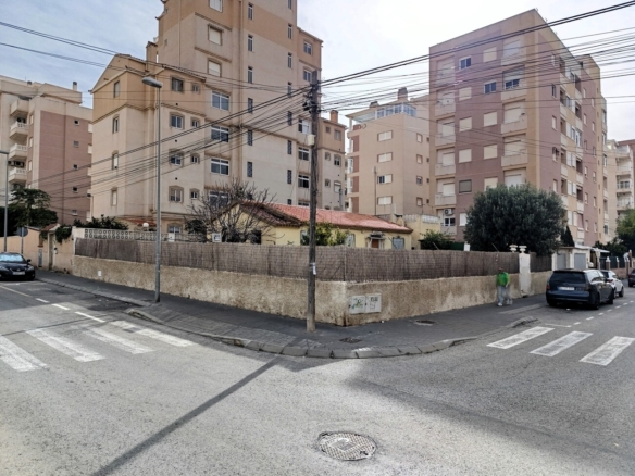Finca for Sale in Torrevieja, Alicante