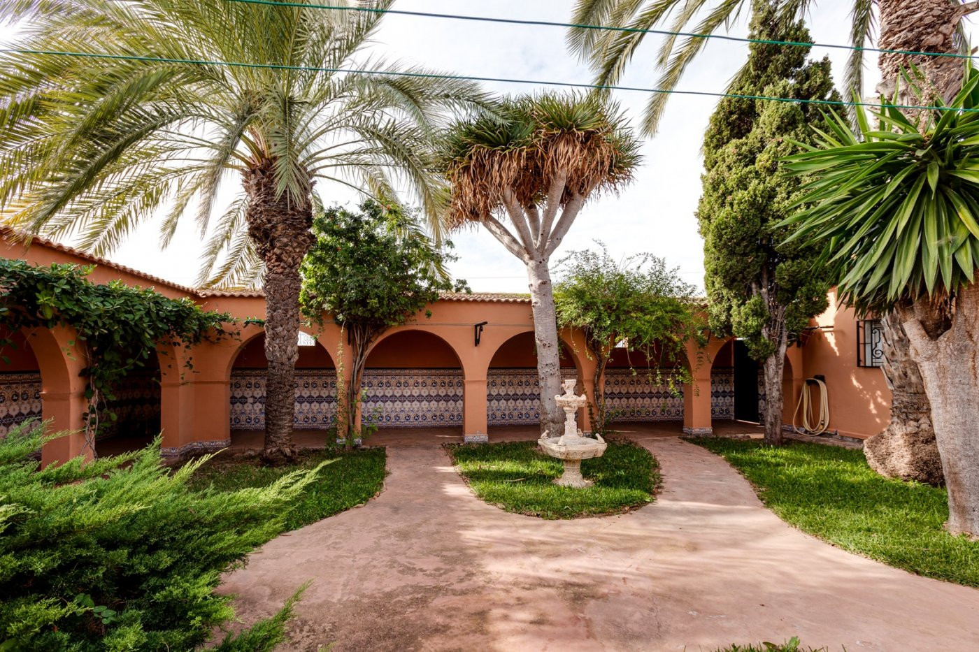 Villa for Sale in Torrevieja, Alicante