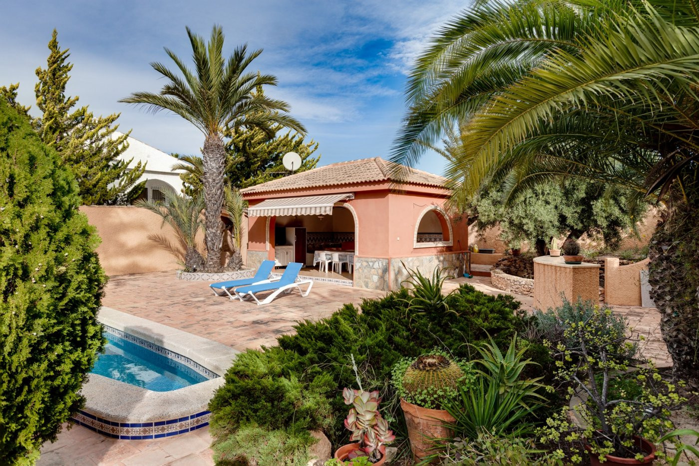 Villa for Sale in Torrevieja, Alicante