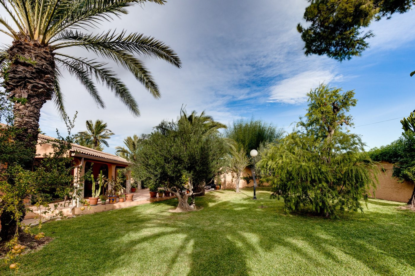 Villa for Sale in Torrevieja, Alicante