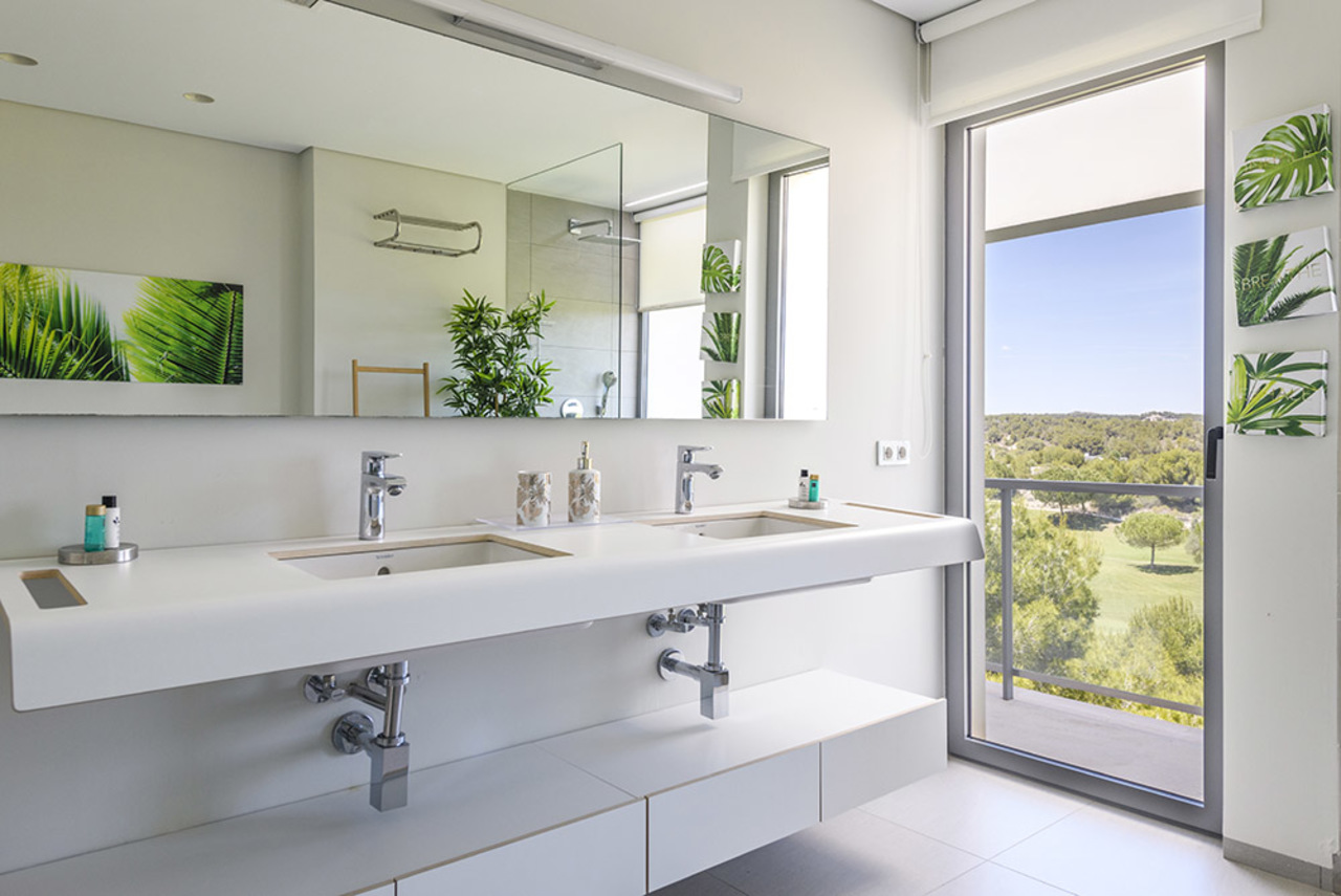 Villa for Sale in Las Colinas Golf, Alicante