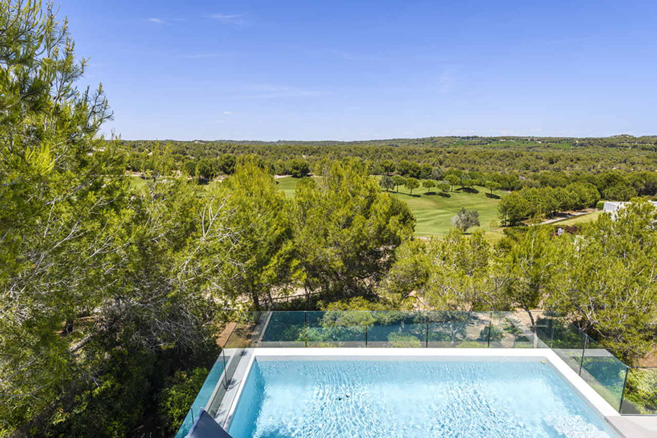 Villa for Sale in Las Colinas Golf, Alicante