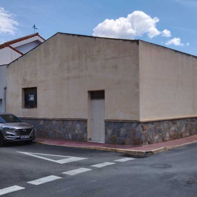 Commercial for Sale in Daya Vieja, Alicante
