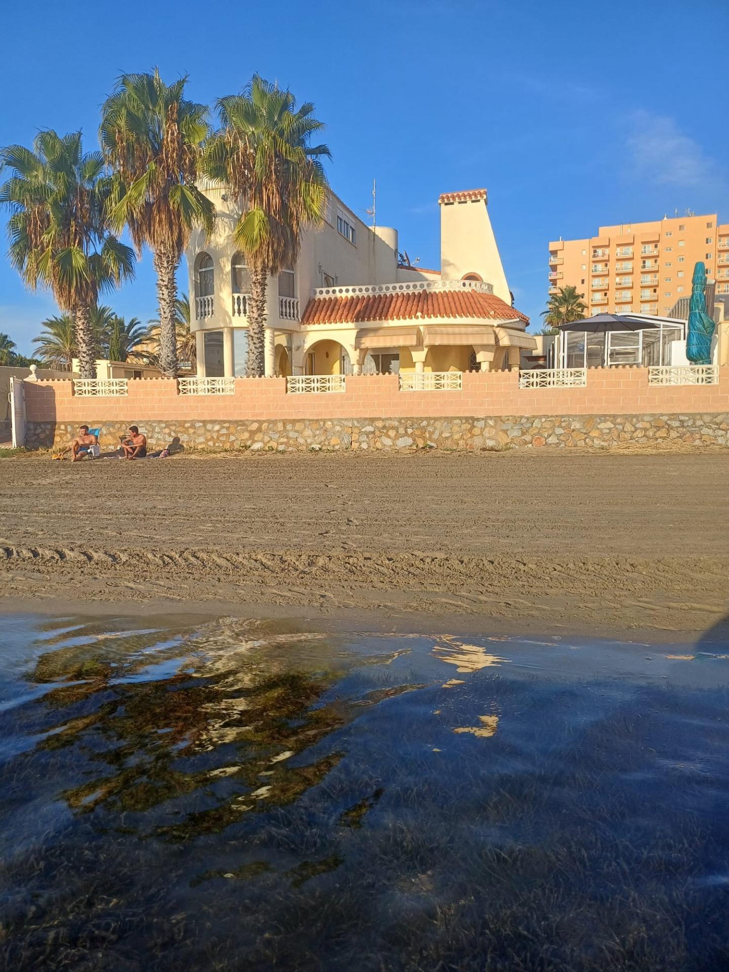 24-1 Villa for Sale in La Manga del Mar Menor, Murcia