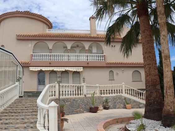 Villa for Sale in La Manga del Mar Menor, Murcia