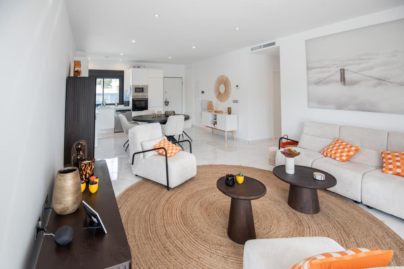Villa for Sale in Pinar de Campoverde, Alicante