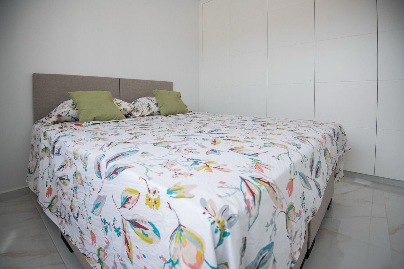 Villa for Sale in Pinar de Campoverde, Alicante