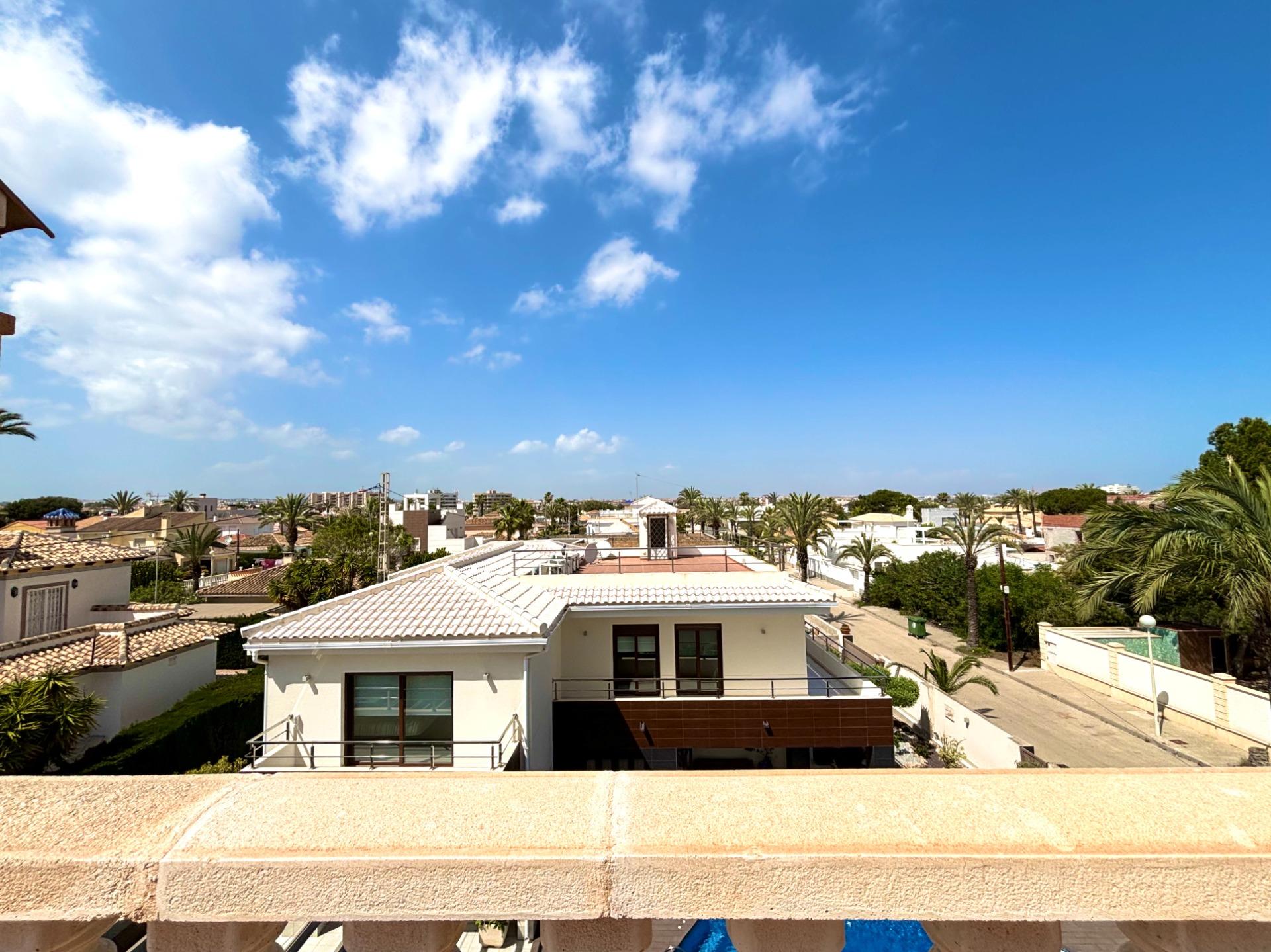 Villa for Sale in Cabo Roig, Alicante