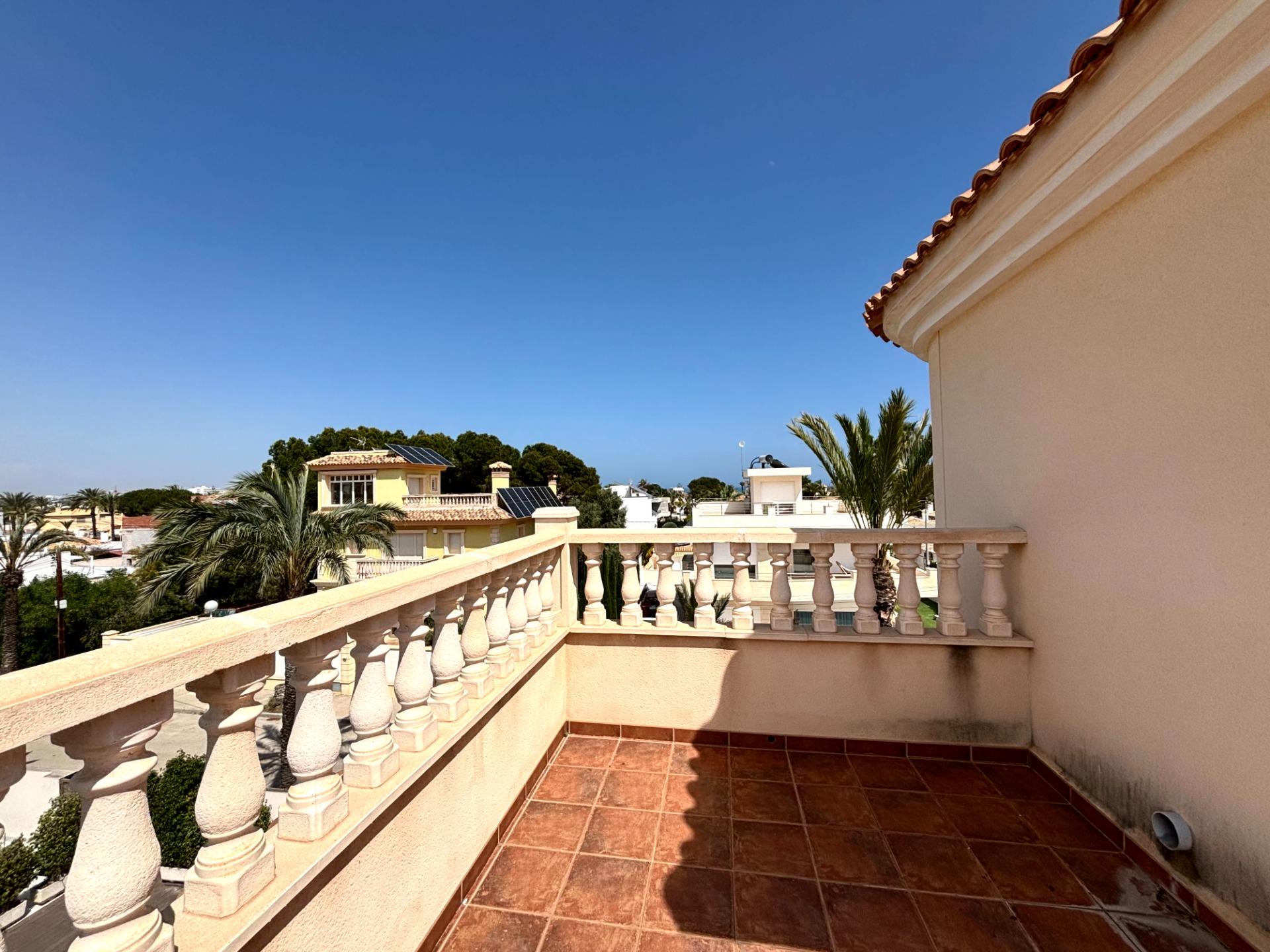 Villa for Sale in Cabo Roig, Alicante