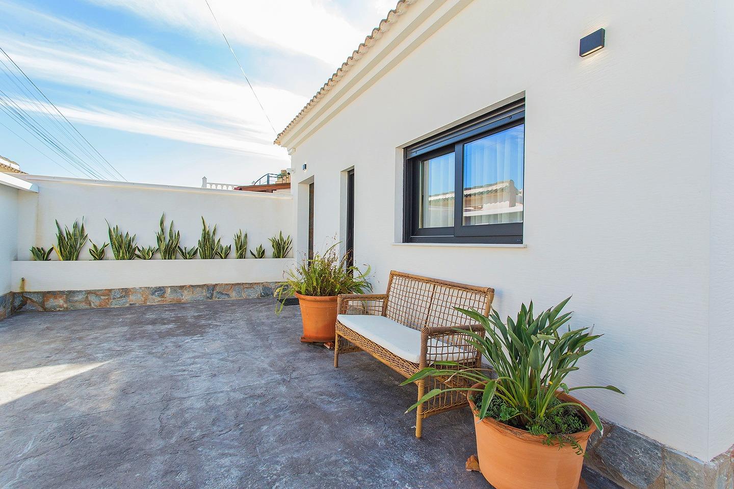 3-1 Town House for Sale in Torrevieja, Alicante