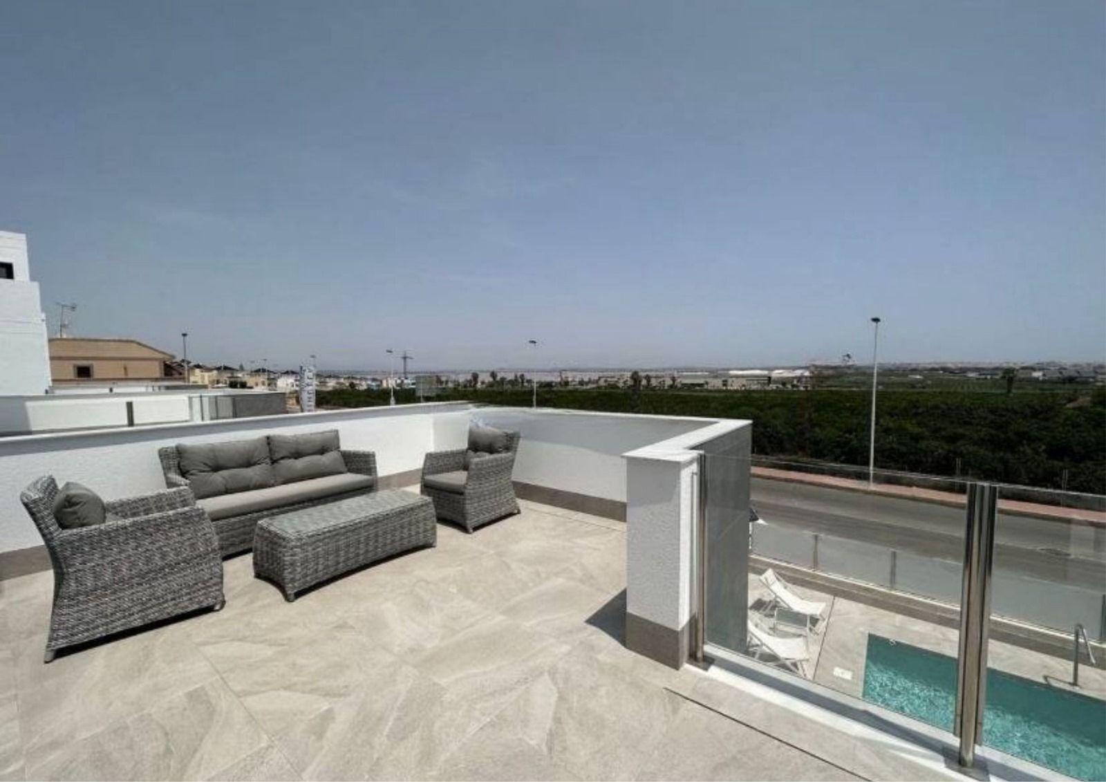 Villa for Sale in Torrevieja, Alicante