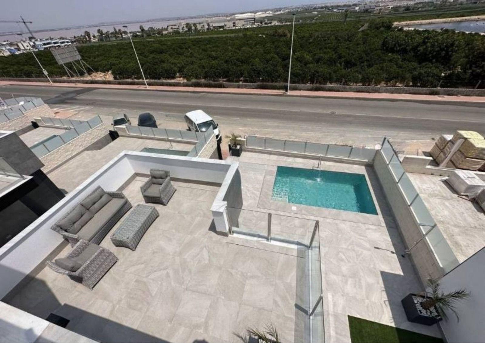 Villa for Sale in Torrevieja, Alicante