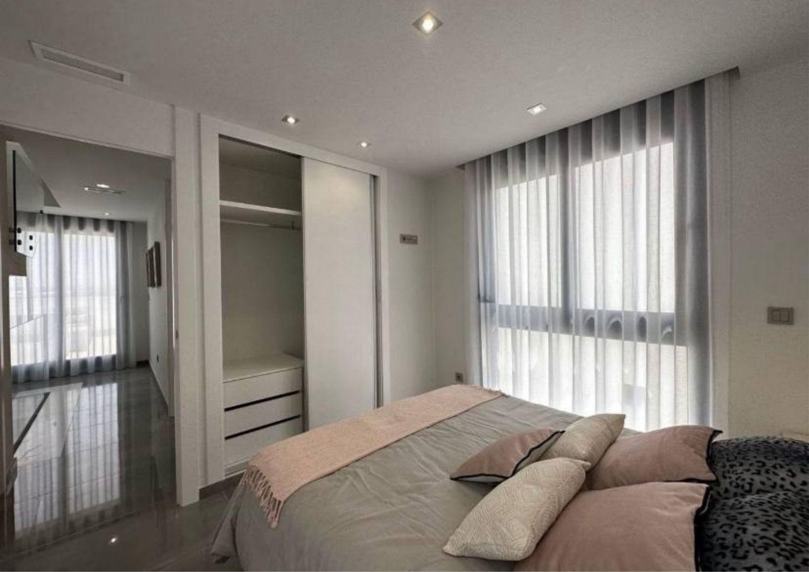 Villa for Sale in Torrevieja, Alicante