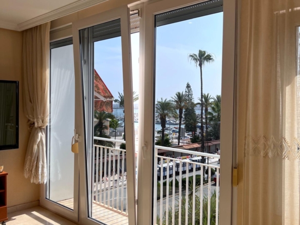 Duplex for Sale in Torrevieja, Alicante