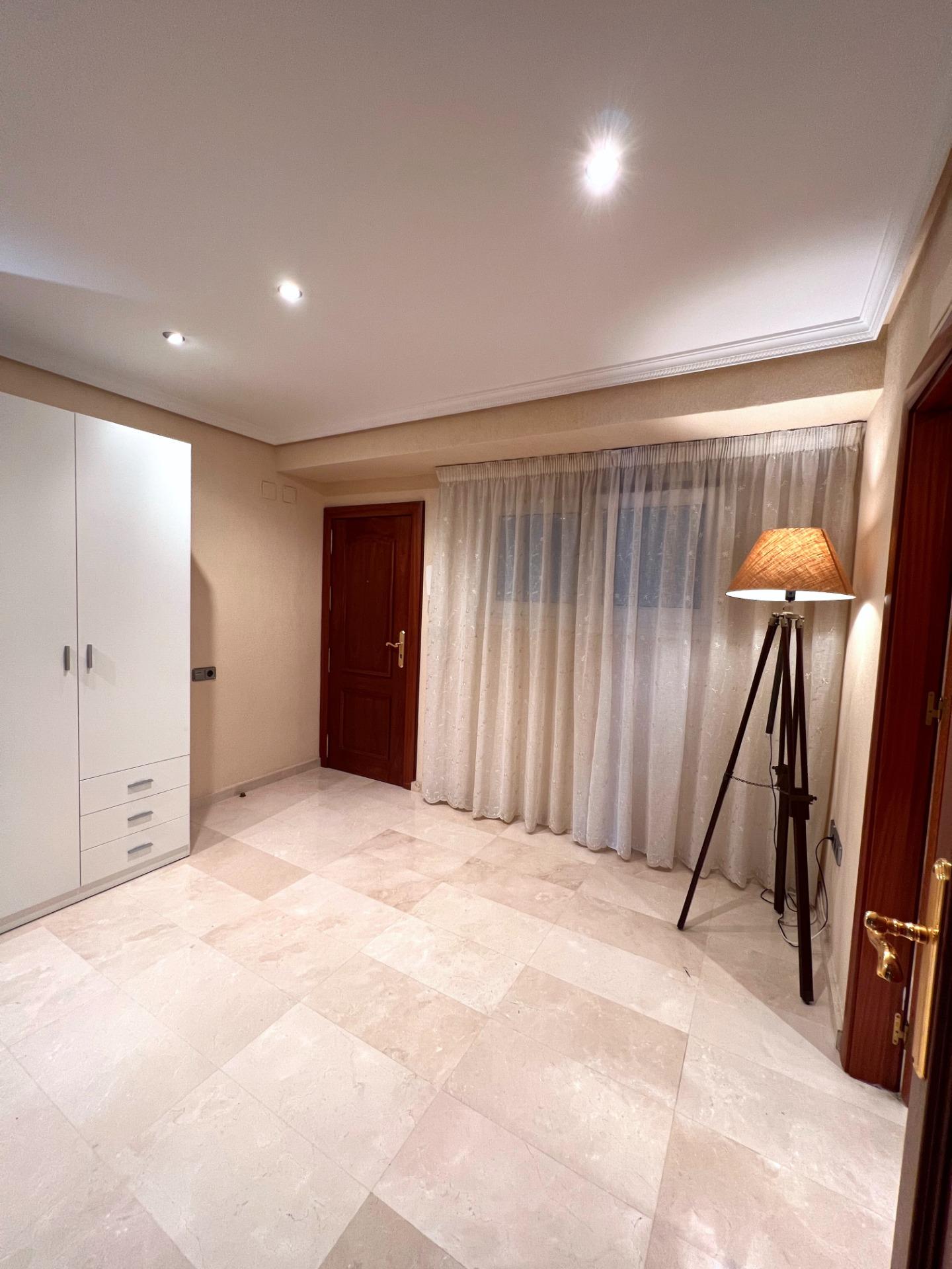 Duplex for Sale in Torrevieja, Alicante