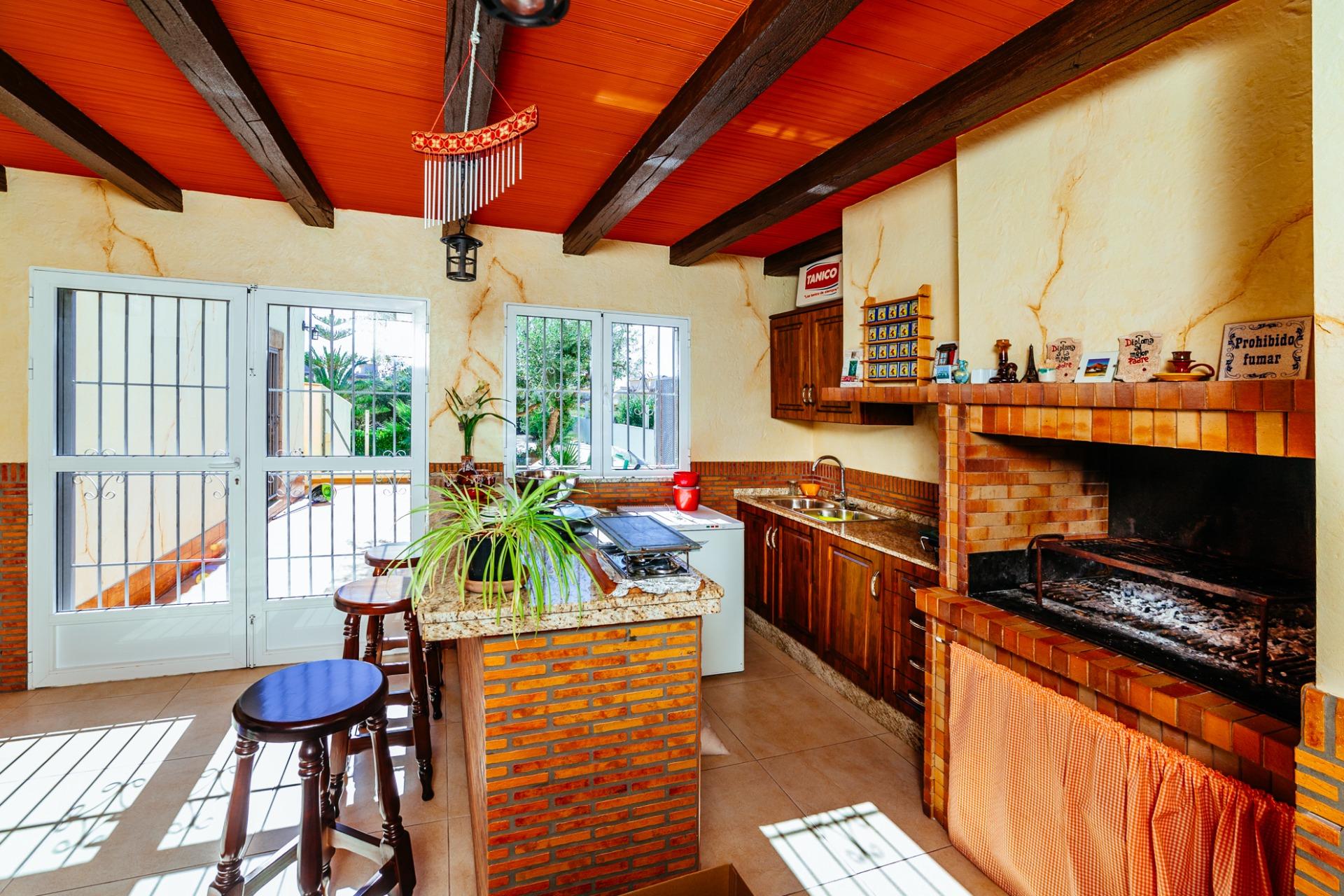 Villa for Sale in Los Montesinos, Alicante
