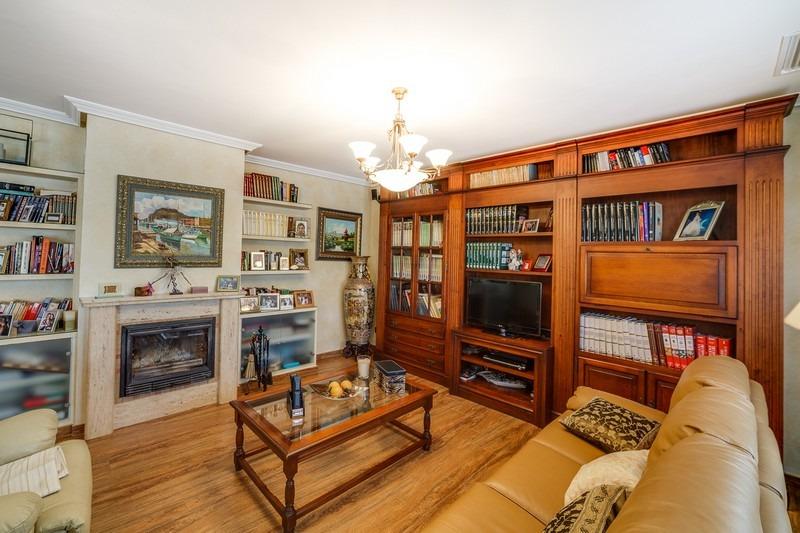 Villa for Sale in Los Montesinos, Alicante