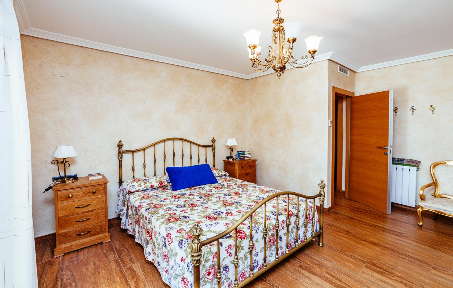 Villa for Sale in Los Montesinos, Alicante
