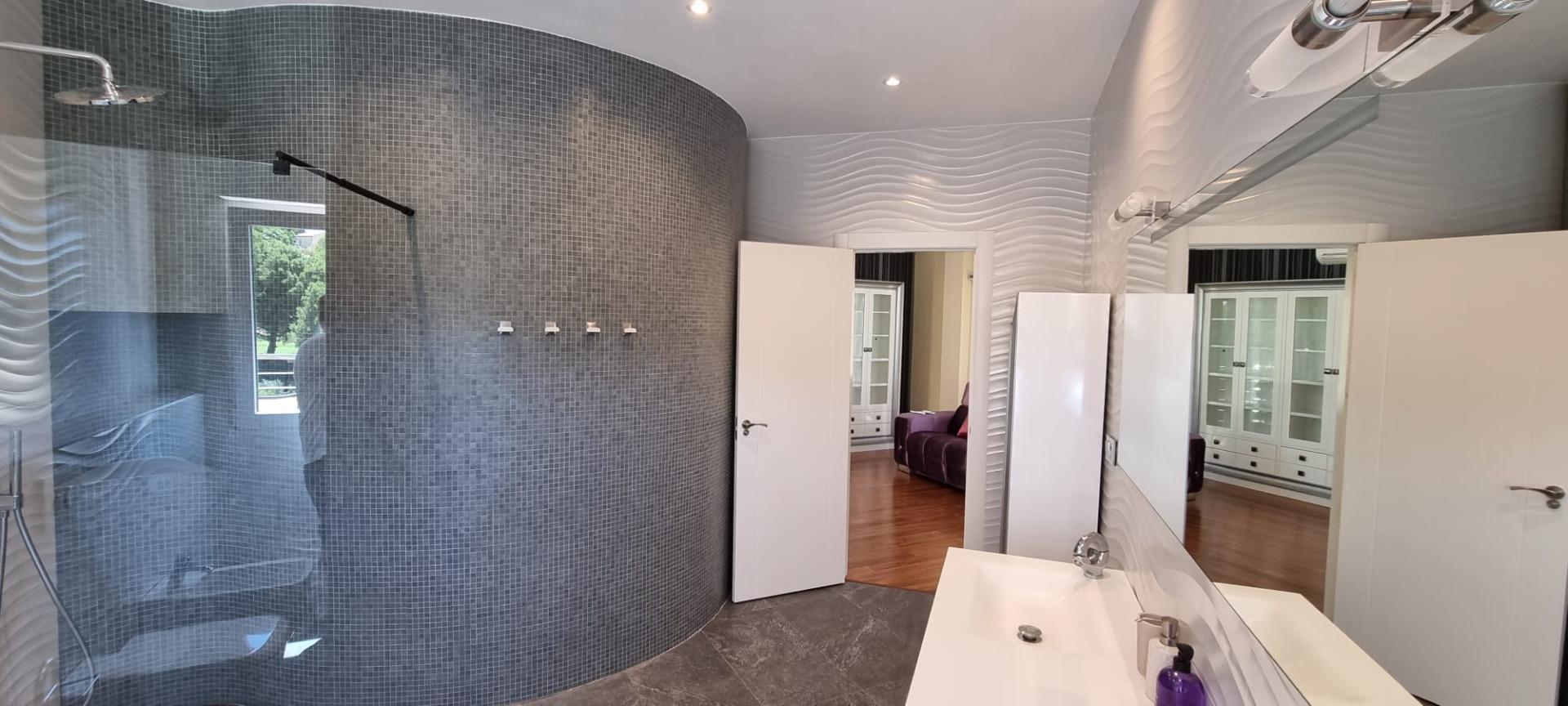 Villa for Sale in Altea, Alicante