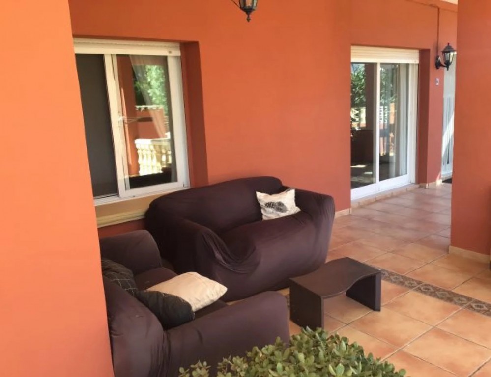 Villa for Sale in Alfas del Pi, Alicante