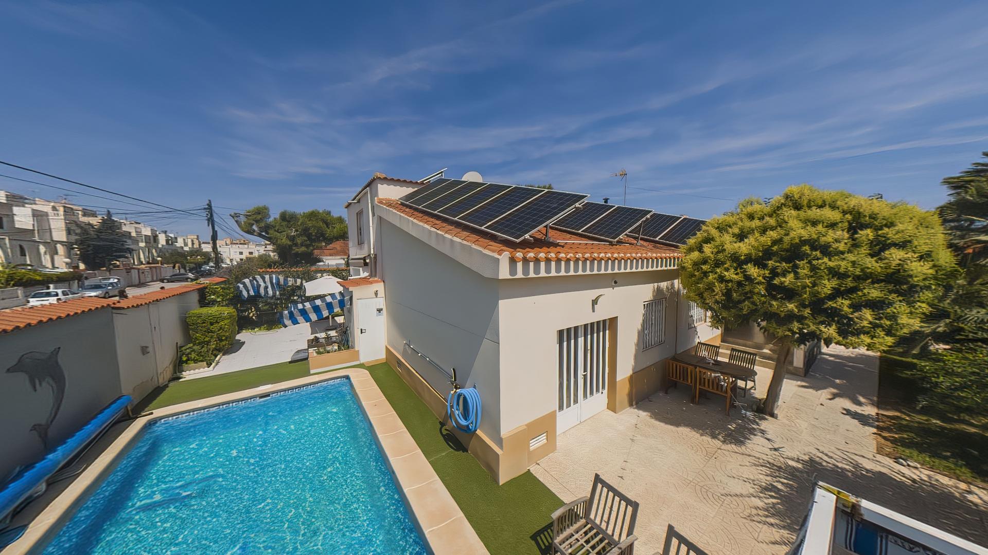 Villa for Sale in Torrevieja, Alicante