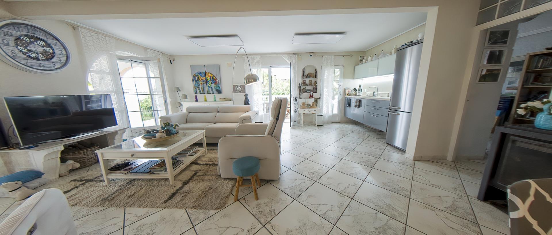 Villa for Sale in Torrevieja, Alicante
