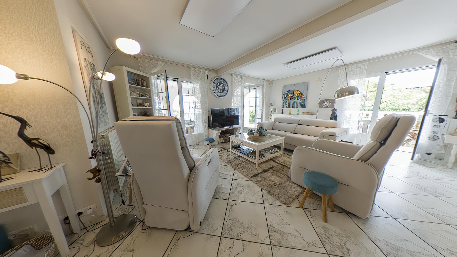 Villa for Sale in Torrevieja, Alicante