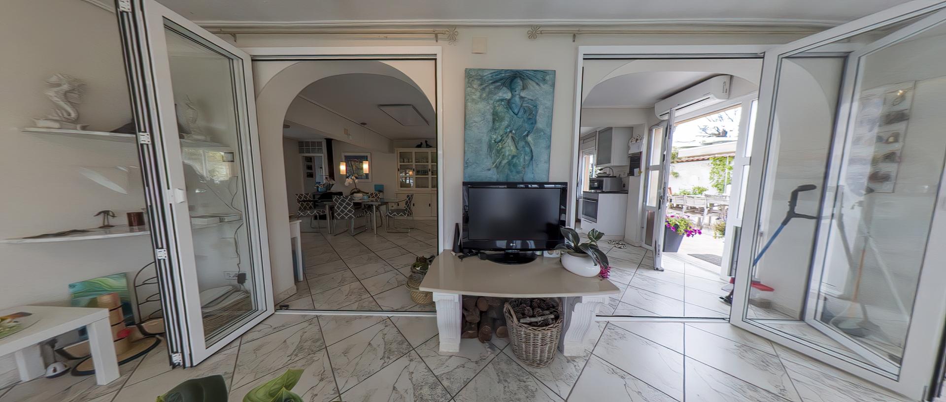 Villa for Sale in Torrevieja, Alicante