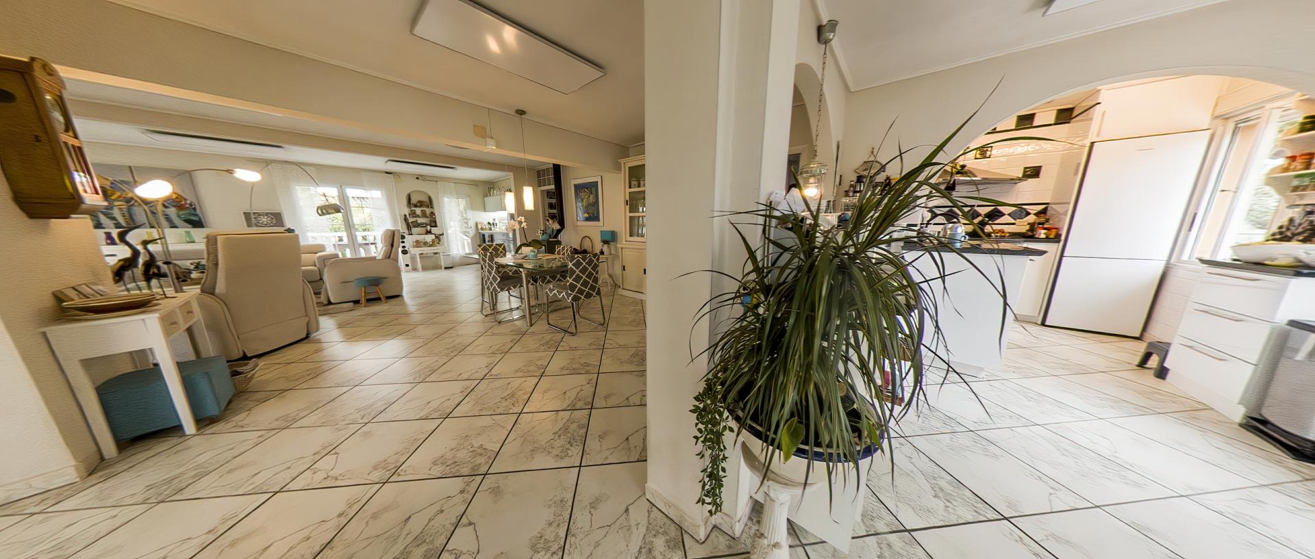 Villa for Sale in Torrevieja, Alicante