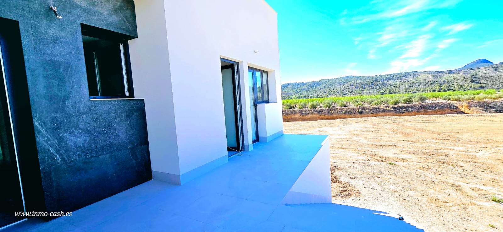 Villa for Sale in Macisvenda, Murcia