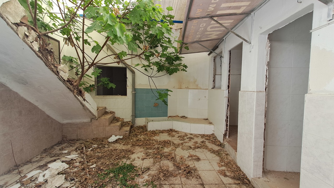 Commercial for Sale in Orihuela, Alicante
