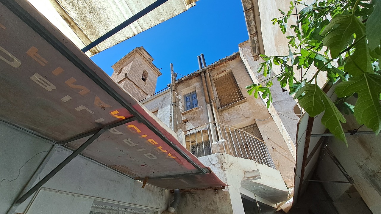 Commercial for Sale in Orihuela, Alicante
