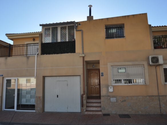 Town House for Sale in Pinoso, Alicante