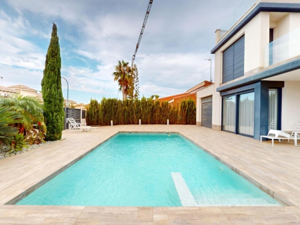 Villa for Sale in Playa Honda, Murcia