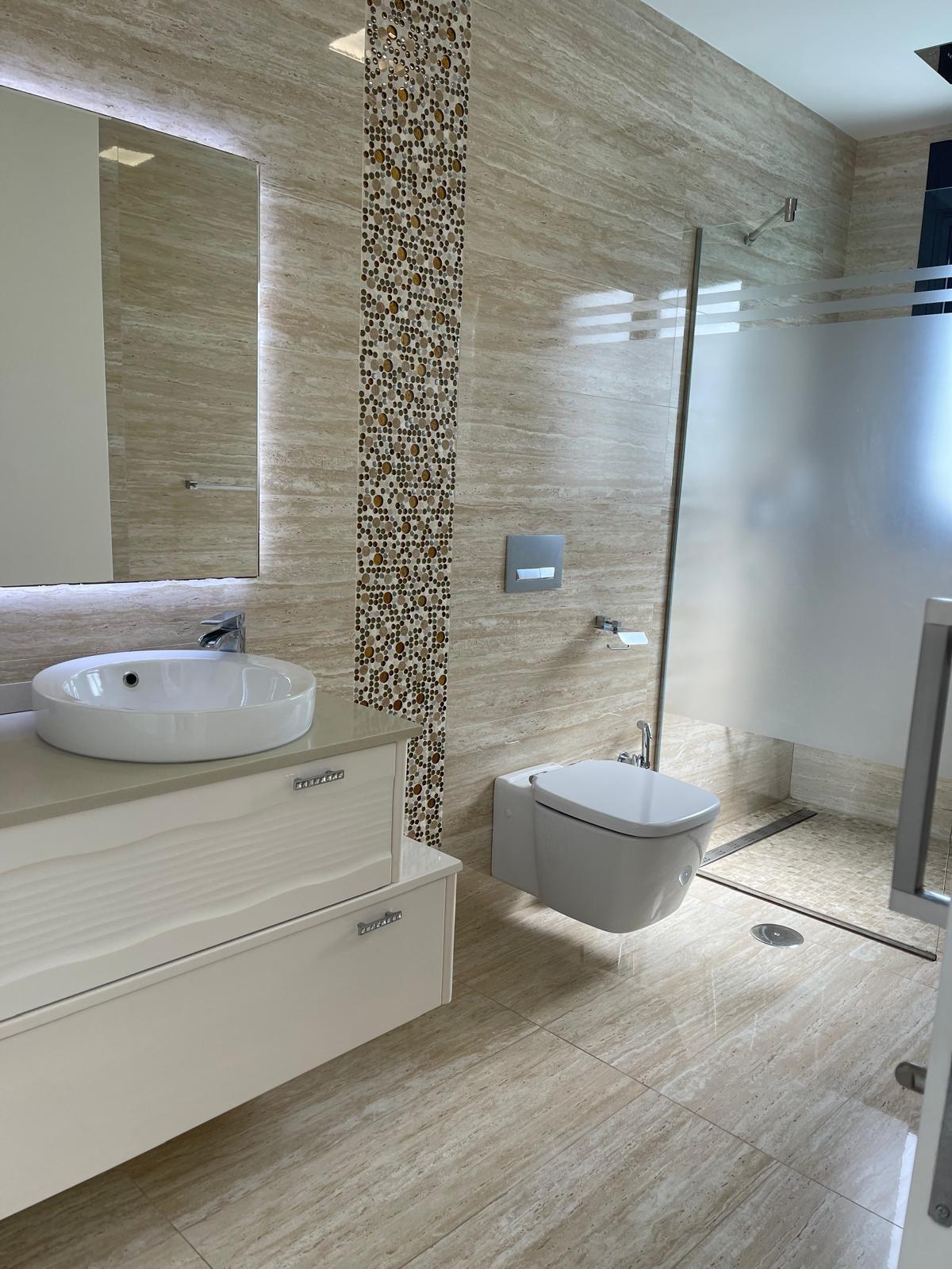 Villa for Sale in San Miguel de Salinas, Alicante