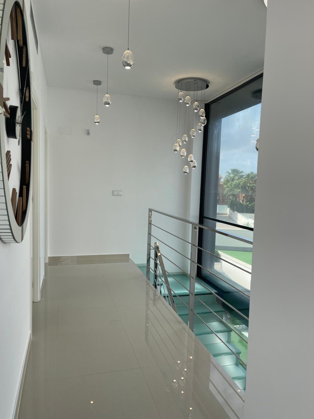 Villa for Sale in San Miguel de Salinas, Alicante