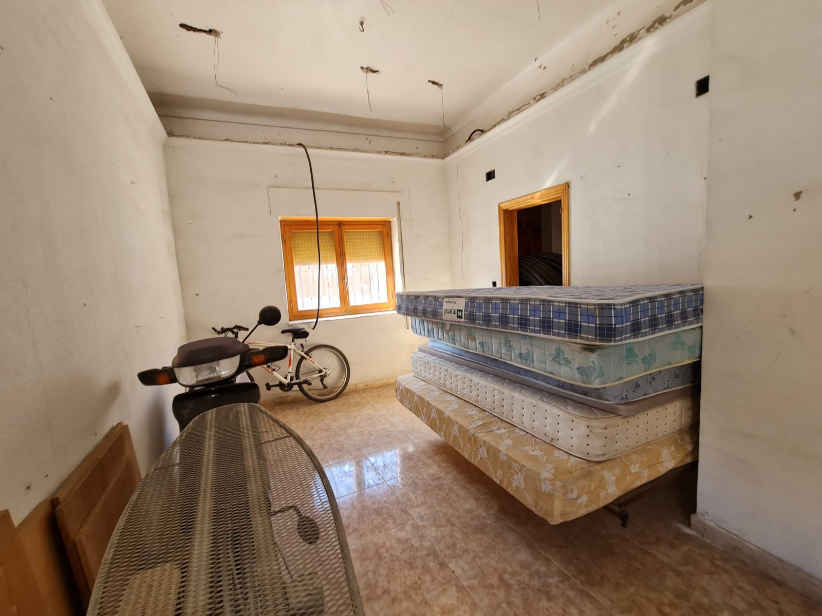 Town House for Sale in Pinoso, Alicante