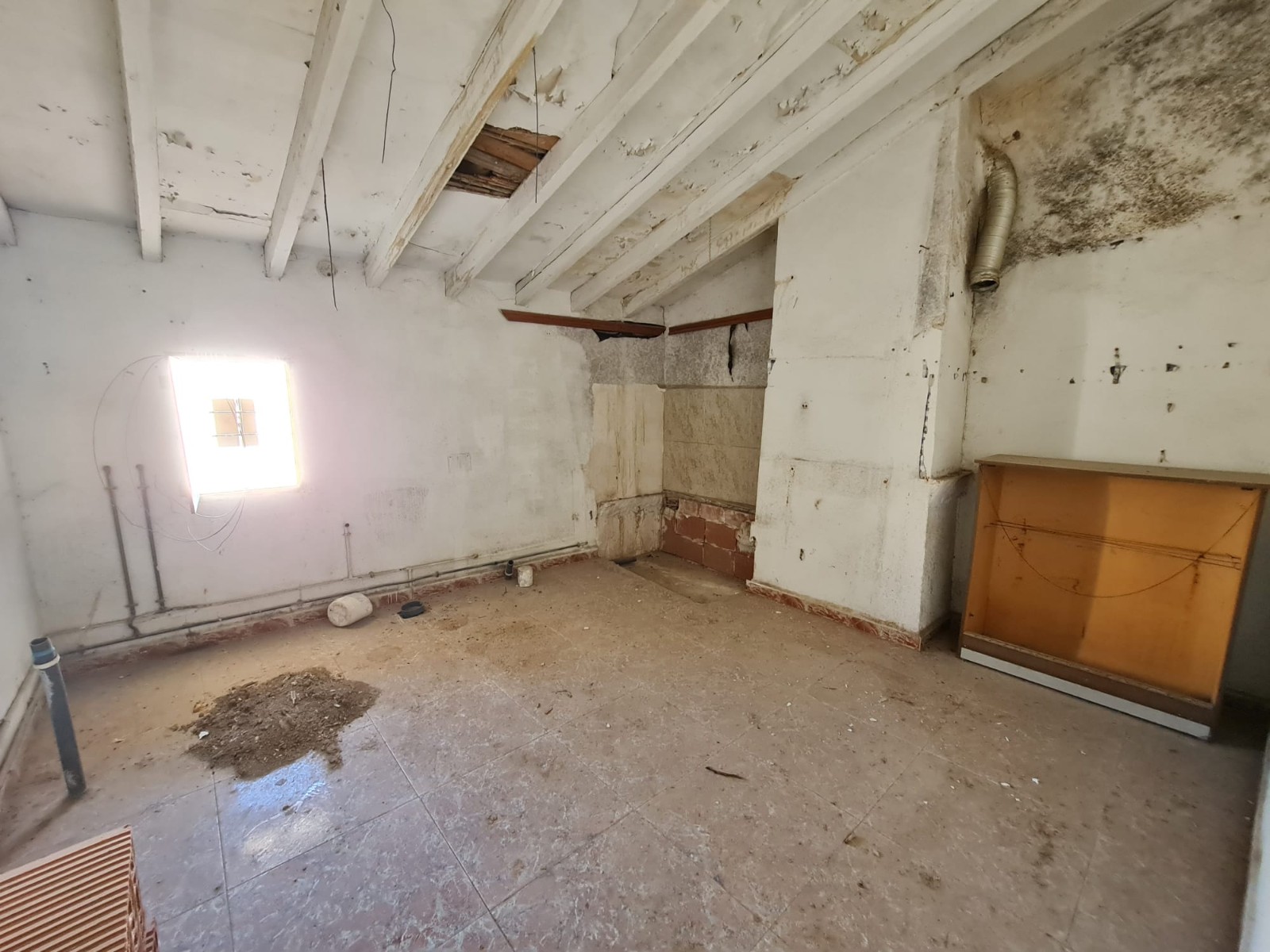 Town House for Sale in Pinoso, Alicante