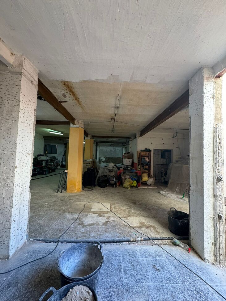 Commercial for Sale in Alicante, Alicante