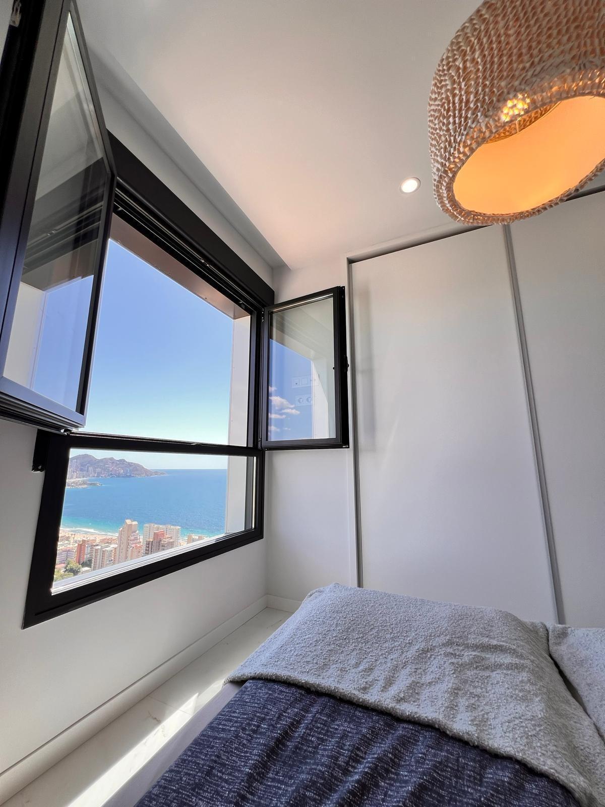 Apartment for Sale in Benidorm, Alicante