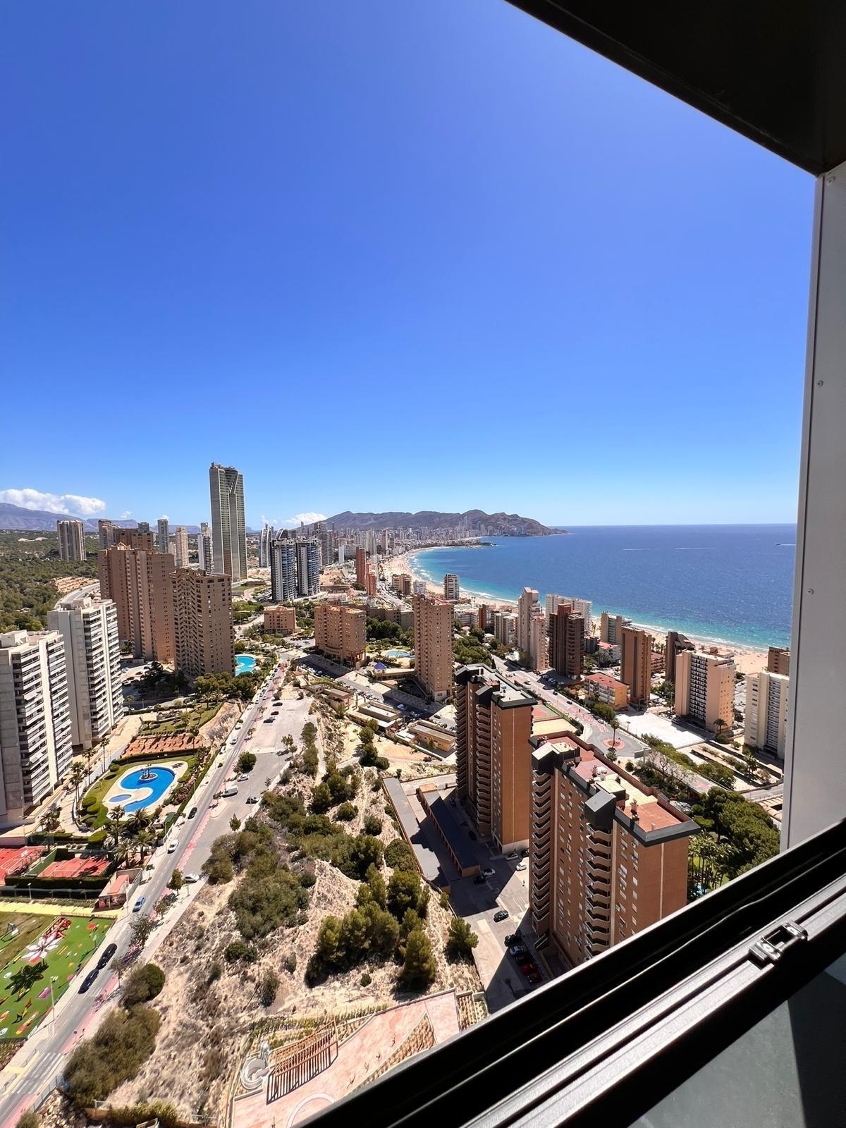 Apartment for Sale in Benidorm, Alicante
