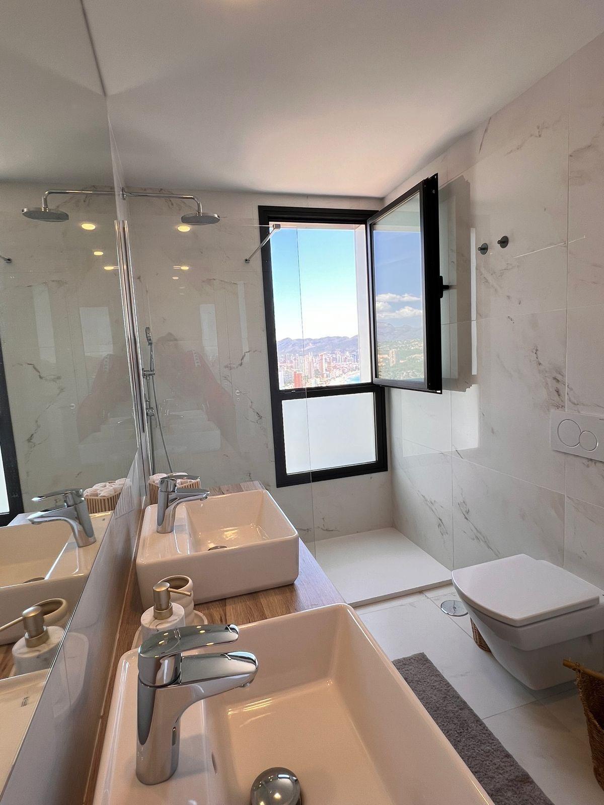 Apartment for Sale in Benidorm, Alicante