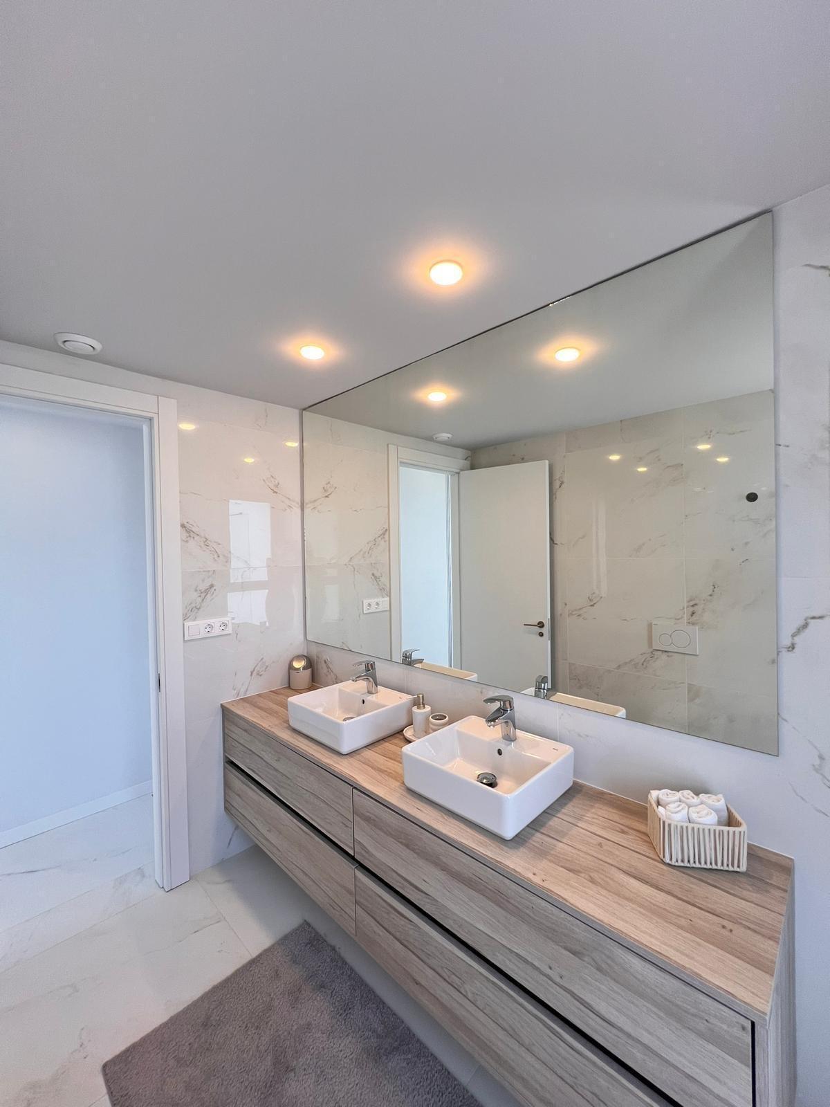Apartment for Sale in Benidorm, Alicante
