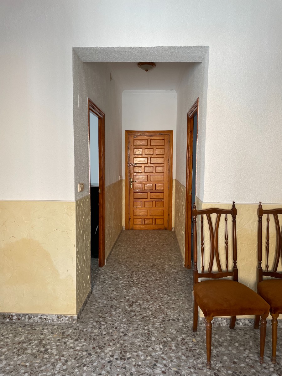 Villa for Sale in Redovan, Alicante