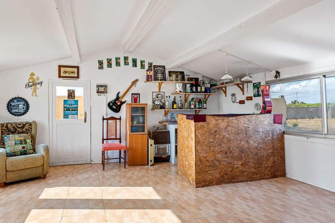 Finca for Sale in Los Montesinos, Alicante