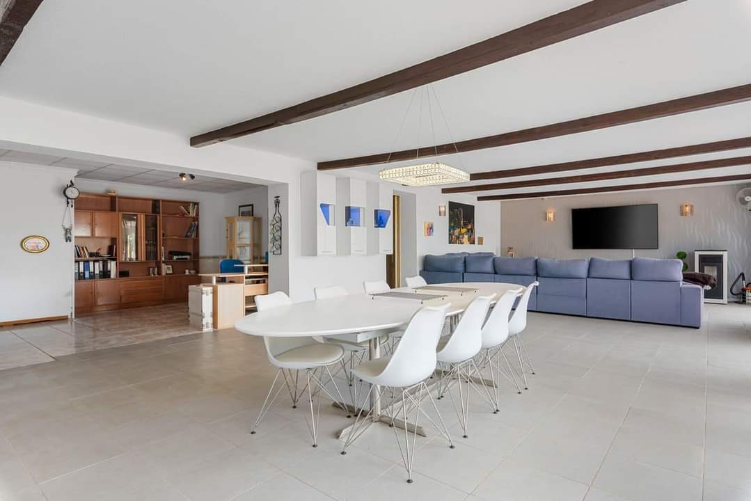 Finca for Sale in Los Montesinos, Alicante