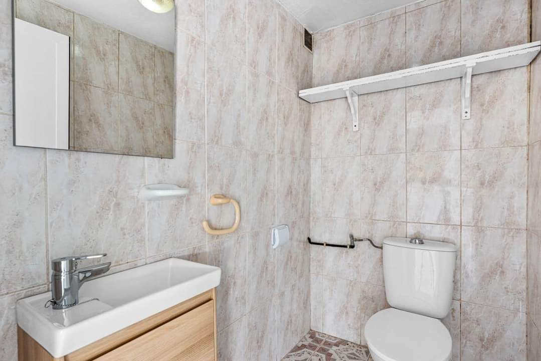 Finca for Sale in Los Montesinos, Alicante